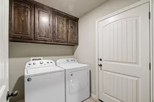 3907 Del Rio Ct, Granbury, TX 76049 - Photo 18
