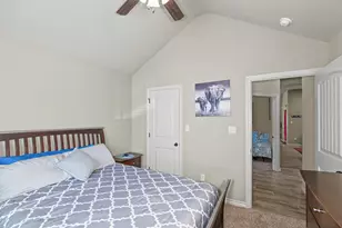 3907 Del Rio Ct, Granbury, TX 76049 - Photo 14