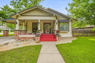 910 S Waco St, Weatherford, TX 76086 - Photo 2