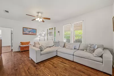 910 S Waco Street, Weatherford, TX 76086 - Photo 8