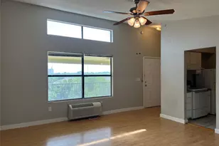701 W Sycamore St, Denton, TX 76201 - Photo 2