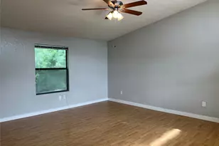 701 W Sycamore St, Denton, TX 76201 - Photo 1