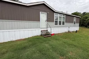 5609 Arkansas Trail, Granbury, TX 76048 - Photo 1