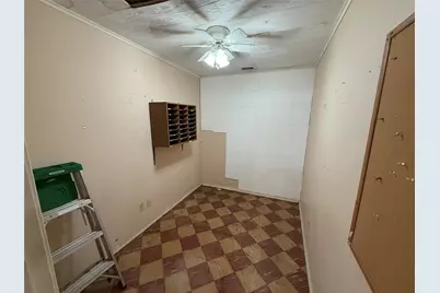 104 E Main Street, Honey Grove, TX 75446 - Photo 14