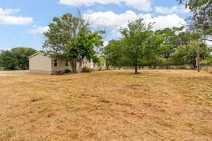 265 Richard Ln, Azle, TX 76020 - Photo 4