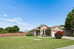 1300 Stanford Ln, Celina, TX 75009 - Photo 2