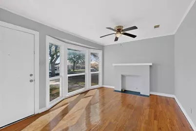 4715 Cowan Avenue, Dallas, TX 75209 - Photo 4
