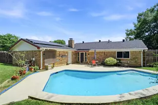 853 Spring Lake Dr, Bedford, TX 76021 - Photo 16