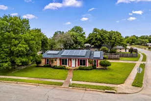 853 Spring Lake Dr, Bedford, TX 76021 - Photo 18