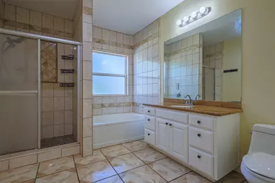 733 Thersa Drive, River Oaks, TX 76114 - Photo 14