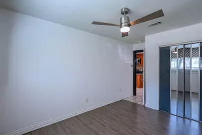 733 Thersa Drive, River Oaks, TX 76114 - Photo 14