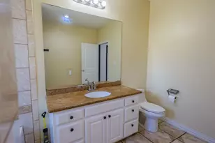 733 Thersa Dr, River Oaks, TX 76114 - Photo 18