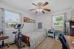 111 E Pecan St, Gunter, TX 75058 - Photo 16