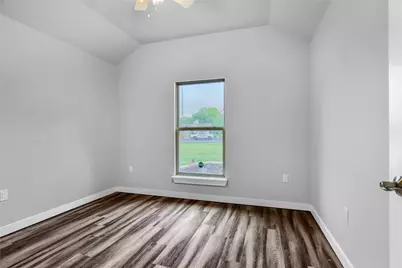 108 Kiowa Drive W, Lake Kiowa, TX 76240 - Photo 16