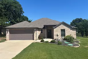 108 Kiowa Dr W, Lake Kiowa, TX 76240 - Photo 1