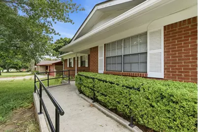 707 S Ammerman Avenue, Eastland, TX 76448 - Photo 2