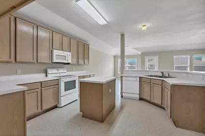 9641 Olivia Drive, Fort Worth, TX 76108 - Photo 8