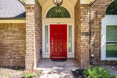 1317 Royal Palm Lane, Carrollton, TX 75007 - Photo 4