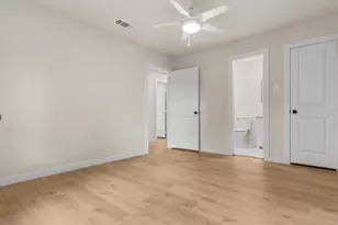 3915 Coolidge St, Dallas, TX 75215 - Photo 10