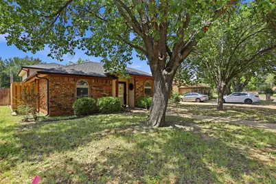 4214 Windhurst Drive, Arlington, TX 76015 - Photo 4