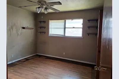 5301 Ammons Street, Haltom City, TX 76117 - Photo 12