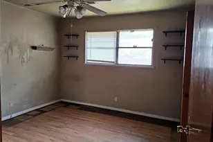 5301 Ammons St, Haltom City, TX 76117 - Photo 12