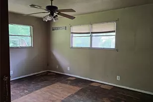 5301 Ammons St, Haltom City, TX 76117 - Photo 10