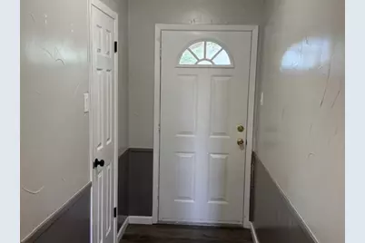 132 Crockett Lane, Hewitt, TX 76643 - Photo 2
