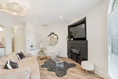 2022 N Fitzhugh Avenue #C, Dallas, TX 87204 - Photo 4