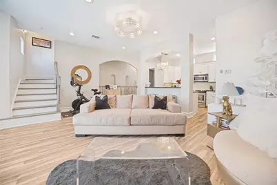 2022 N Fitzhugh Avenue #C, Dallas, TX 87204 - Photo 2