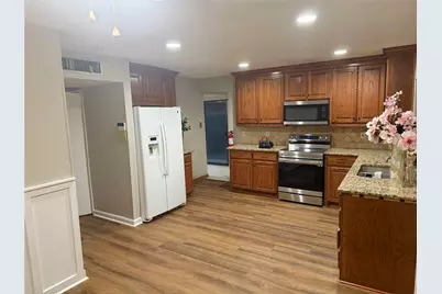 2929 Winterberry Drive, Carrollton, TX 75007 - Photo 10