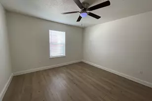 204 Hosack St, Arlington, TX 76010 - Photo 6