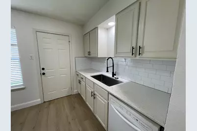 204 Hosack Street, Arlington, TX 76010 - Photo 4
