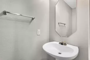 8105 Flowertree Dr, Fort Worth, TX 76137 - Photo 22