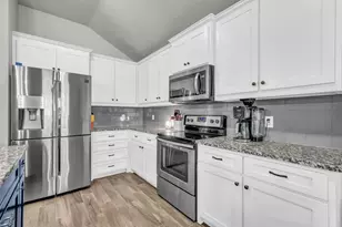 8928 Holt St, Lakeside, TX 76135 - Photo 16