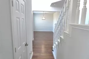 3905 Valez Dr, Carrollton, TX 75007 - Photo 12
