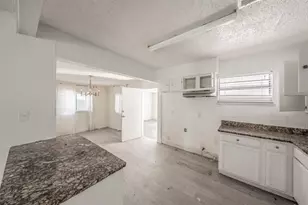312 N Sam Houston Rd, Mesquite, TX 75149 - Photo 4