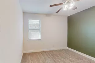 11029 Klondike Ln, Aubrey, TX 76227 - Photo 30
