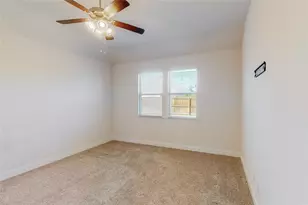 11029 Klondike Ln, Aubrey, TX 76227 - Photo 18