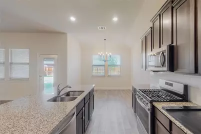 11029 Klondike Lane, Aubrey, TX 76227 - Photo 14