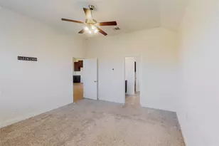 11029 Klondike Ln, Aubrey, TX 76227 - Photo 20