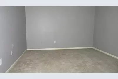 608 Valley Mills Drive, Arlington, TX 76018 - Photo 10