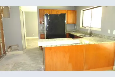 608 Valley Mills Drive, Arlington, TX 76018 - Photo 8