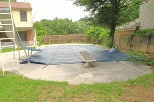 608 Valley Mills Dr, Arlington, TX 76018 - Photo 22