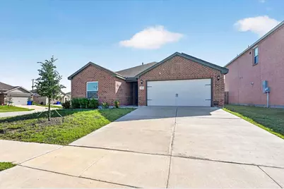523 Bennie Leonard Street, Venus, TX 76084 - Photo 4