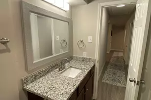 1017 Mullins St, Irving, TX 75061 - Photo 20