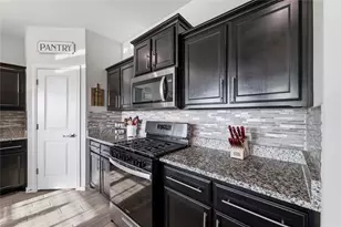 8913 Timber Gulch Cir, Fort Worth, TX 76179 - Photo 16