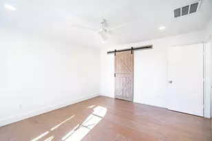 10538 Barrywood Dr, Dallas, TX 75230 - Photo 12