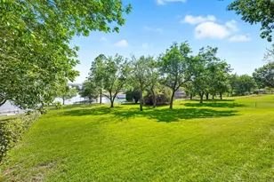 80 Bayside Cir, Gainesville, TX 76240 - Photo 8