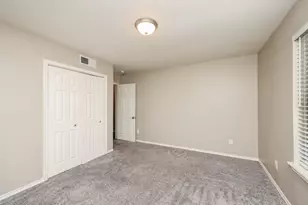 1905 Houghton Rd, Dallas, TX 75217 - Photo 16